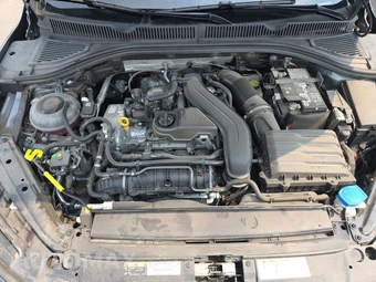2025 Volkswagen Jetta Sport - miniatura 15