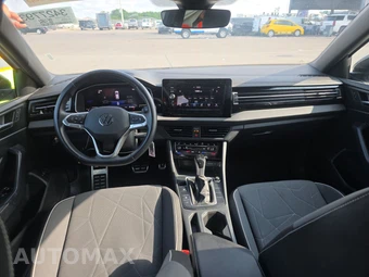2025 Volkswagen Jetta Sport - miniatura 11