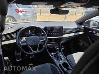 2025 Volkswagen Jetta Sport - miniatura 17