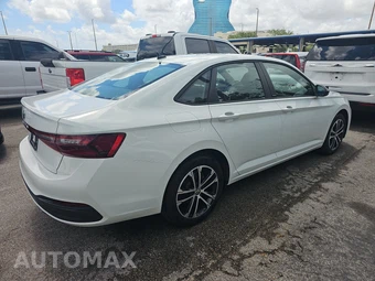 2025 Volkswagen Jetta Sport - miniatura 4