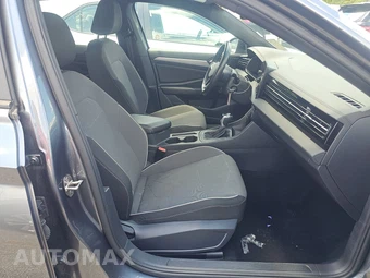 2025 Volkswagen Jetta Sport - miniatura 8