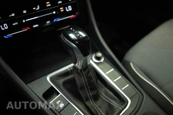 2025 Volkswagen Jetta Sport - miniatura 21