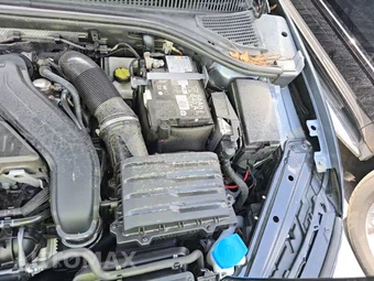2025 Volkswagen Jetta Sport - miniatura 30