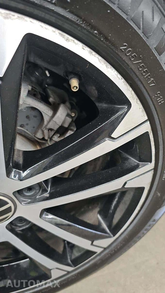 2025 Volkswagen Jetta Sport - miniatura 24