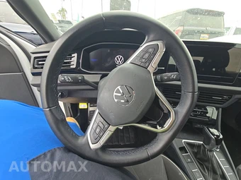2025 Volkswagen Jetta Sport - miniatura 10