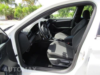 2025 Volkswagen Jetta Sport - miniatura 6