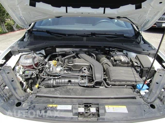 2025 Volkswagen Jetta Sport - miniatura 9