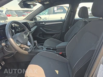 2025 Volkswagen Jetta Sport - miniatura 7