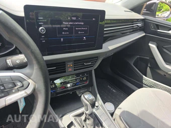 2025 Volkswagen Jetta Sport - miniatura 10