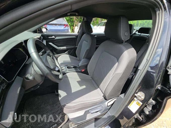 2025 Volkswagen Jetta Sport - miniatura 6