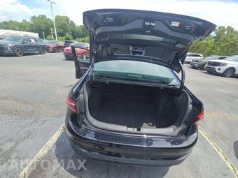 2025 Volkswagen Jetta Sport - miniatura 14