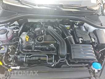2025 Volkswagen Jetta Sport - miniatura 15