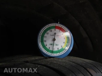 2025 Volkswagen Jetta Sport - miniatura 11