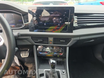 2025 Volkswagen Jetta Sport - miniatura 11