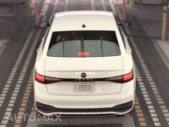 2025 Volkswagen Jetta Sport - miniatura 5