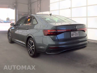 2025 Volkswagen Jetta Sport - miniatura 6