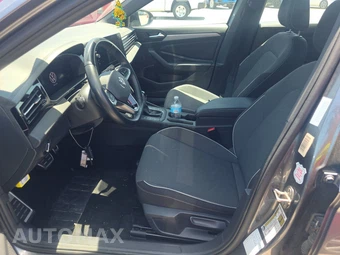2025 Volkswagen Jetta Sport - miniatura 7