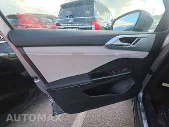 2025 Volkswagen Taos Comfortline - miniatura 9