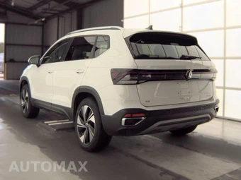 2025 Volkswagen Taos Comfortline - miniatura 6