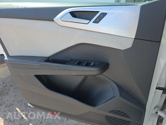 2025 Volkswagen Taos Comfortline - miniatura 9