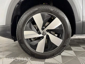 2025 Volkswagen Taos S - miniatura 42