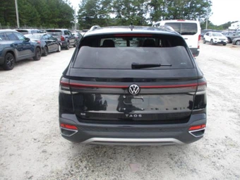 2025 Volkswagen Taos SE - miniatura 11