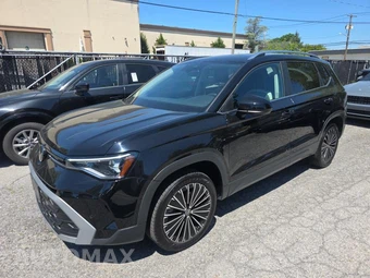 2025 Volkswagen Taos SE