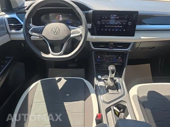 2025 Volkswagen Taos SE – miniatura 14