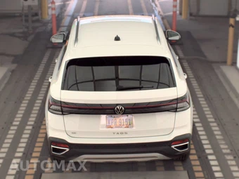 2025 Volkswagen Taos SE – miniatura 5