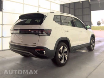 2025 Volkswagen Taos SE - miniatura 4