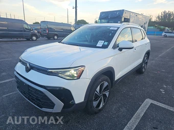 2025 Volkswagen Taos SE