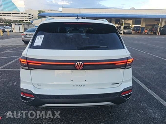 2025 Volkswagen Taos SE - miniatura 5