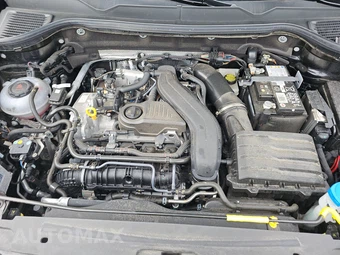 2025 Volkswagen Taos SE - miniatura 15
