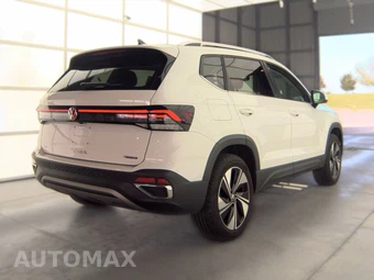 2025 Volkswagen Taos SE - miniatura 4