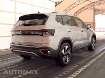 2025 Volkswagen Taos SE - miniatura 4