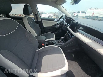 2025 Volkswagen Taos SE - miniatura 8