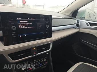 2025 Volkswagen Taos SE - miniatura 11
