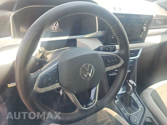 2025 Volkswagen Taos SE - miniatura 10