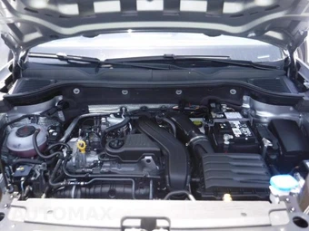 2025 Volkswagen Taos SE - miniatura 8