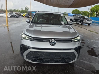 2025 Volkswagen Taos SE - miniatura 2