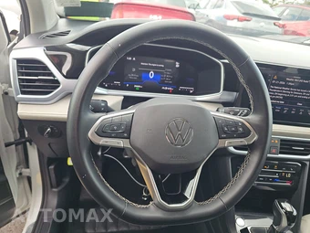 2025 Volkswagen Taos SE - miniatura 10