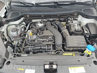 2025 Volkswagen Taos SE - miniatura 15