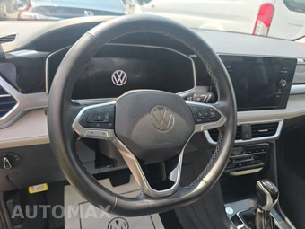 2025 Volkswagen Taos SE - miniatura 10