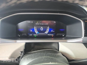 2025 Volkswagen Taos SE - miniatura 12
