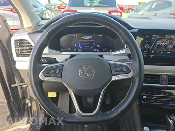 2025 Volkswagen Taos SE - miniatura 10