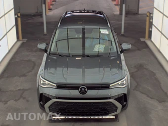 2025 Volkswagen Taos SE - miniatura 2
