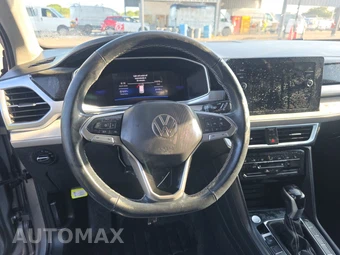 2025 Volkswagen Taos SE - miniatura 10