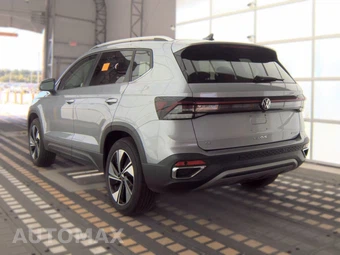 2025 Volkswagen Taos SE - miniatura 6