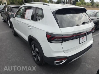 2025 Volkswagen Taos SE - miniatura 12