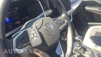 2025 Volkswagen Taos SE - miniatura 19